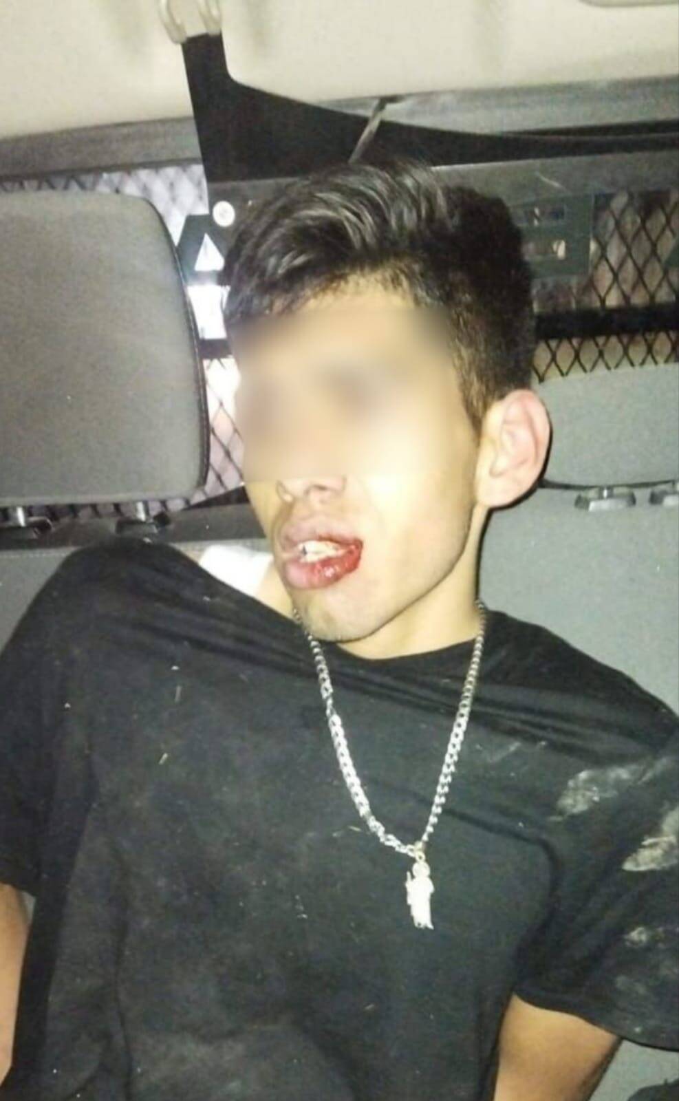 POES detiene a hombre armado en Santa Rosa Jáuregui POES detiene a hombre armado en Santa Rosa Jáuregui