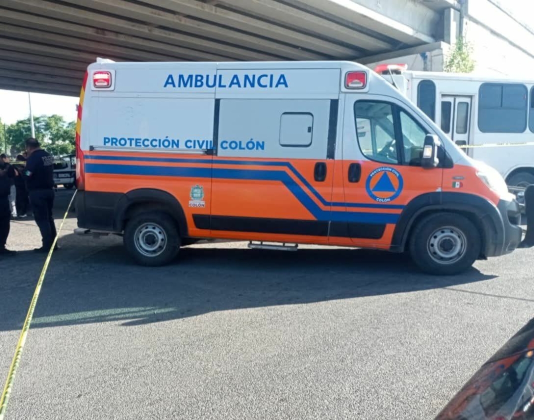 Fatal accidente entre camión y motocicleta en la carretera Estatal 100