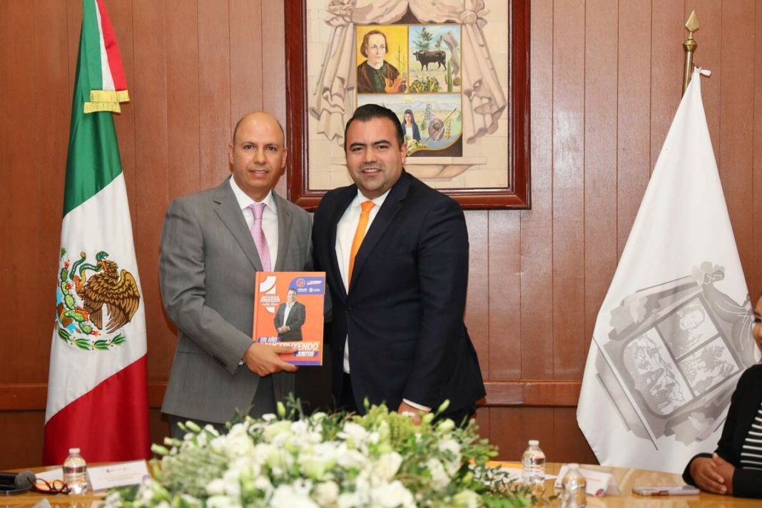 Entrega Gaspar Trueba el Primer Informe de Gobierno al Ayuntamiento