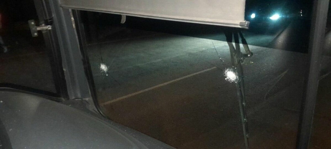 Atacan con arma de balines a camión del transporte público; empresa presentará denuncia Atacan con arma de balines a camión del transporte público; empresa presentará denuncia