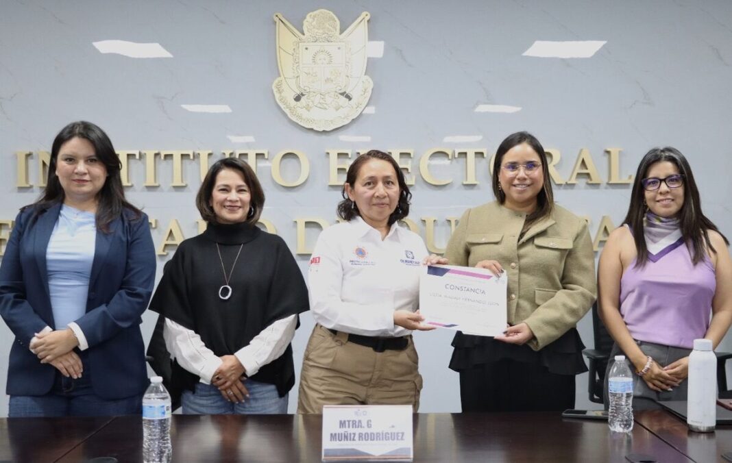 Capacitan a personal del IEEQ en materia de protección civil Capacitan a personal del IEEQ en materia de protección civil