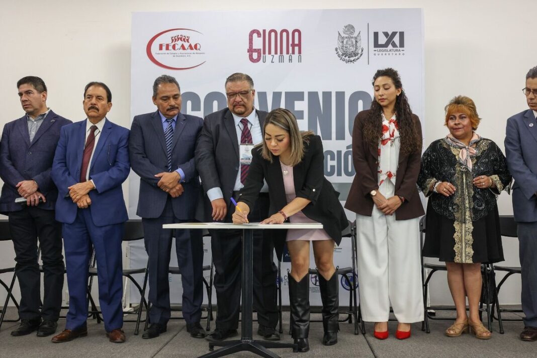 Firman Convenio de Colaboración Poder Legislativo y Federación de Colegios y Asociaciones de Abogados de Querétaro, A.C. (FECAAQ) Firman Convenio de Colaboración Poder Legislativo y Federación de Colegios y Asociaciones de Abogados de Querétaro, A.C. (FECAAQ)