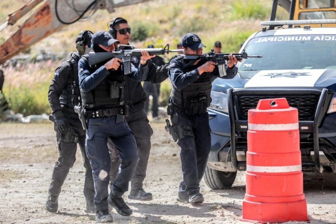 POES imparte capacitación táctica a Policías Municipales de la Zona Serrana