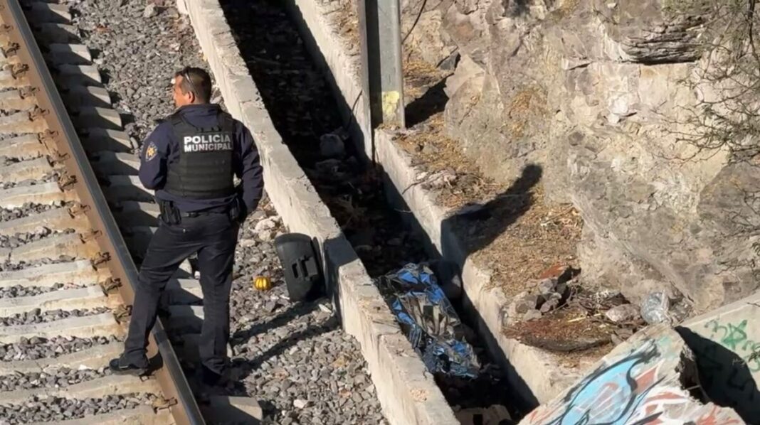 Localizan cuerpo en canaleta junto a vías del tren entre El Cerrito y San Sebastián Borrador automático