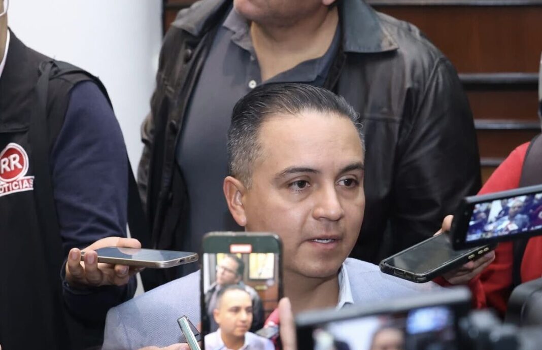 Querétaro y Ezequiel Montes afinan estrategia para regular la venta de alcohol en Bernal