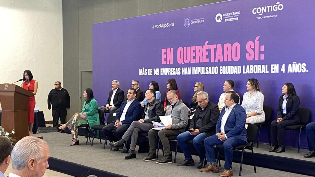 Reconoce Gobernador a empresas por fomentar la igualdad laboral con el Distintivo Sin Brecha
