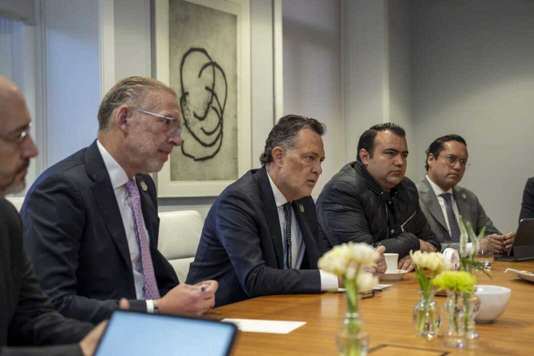 Gobernador impulsa inversión de 215 mdp de Plásticos Durex en gira por España Borrador automático