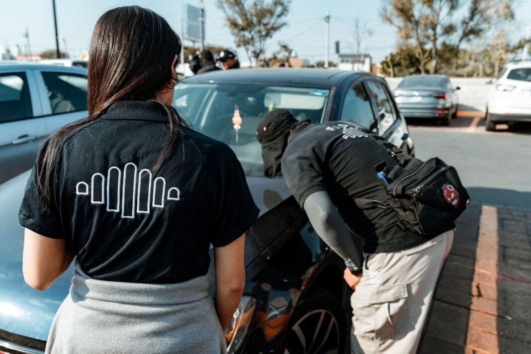 Fiscalía de Querétaro realiza operativo de revisión vehicular en plazas comerciales de Querétaro y Corregidora Borrador automático