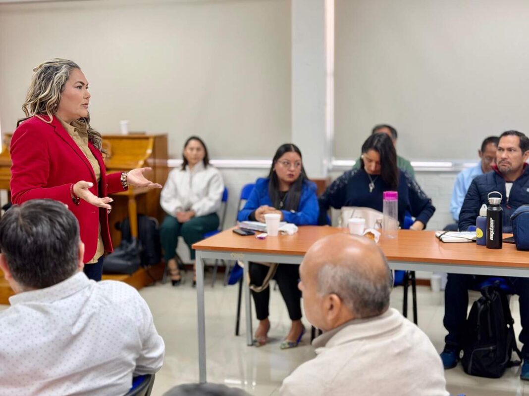 Fortalecen docentes de USEBEQ comunidades de aprendizaje en escuelas Borrador automático