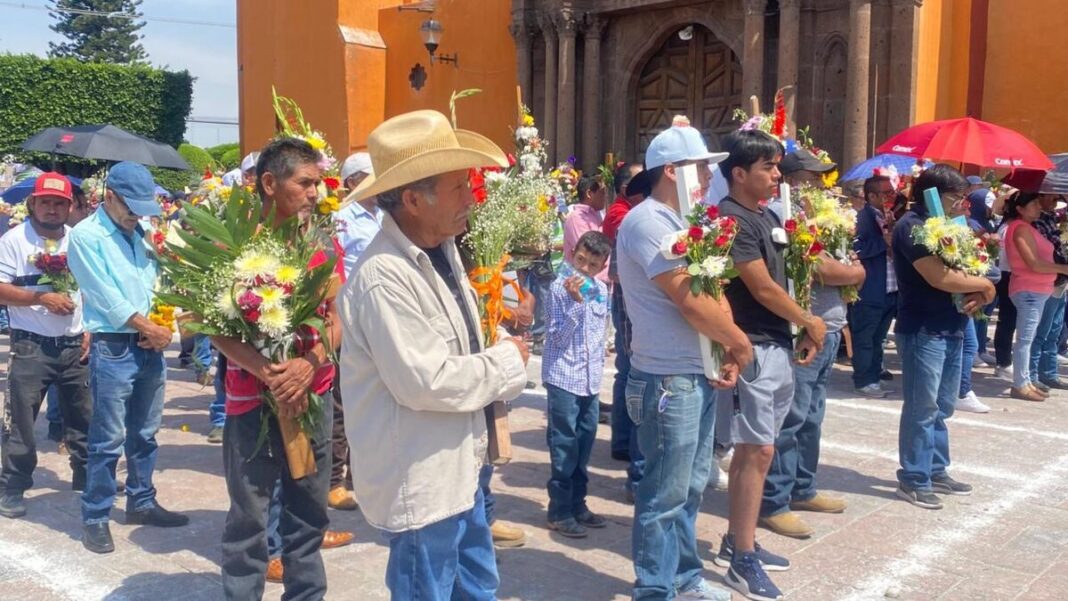 San Juan del Río honra sus tradiciones con la celebración del Día de la Santa Cruz San Juan del Río honra sus tradiciones con la celebración del Día de la Santa Cruz