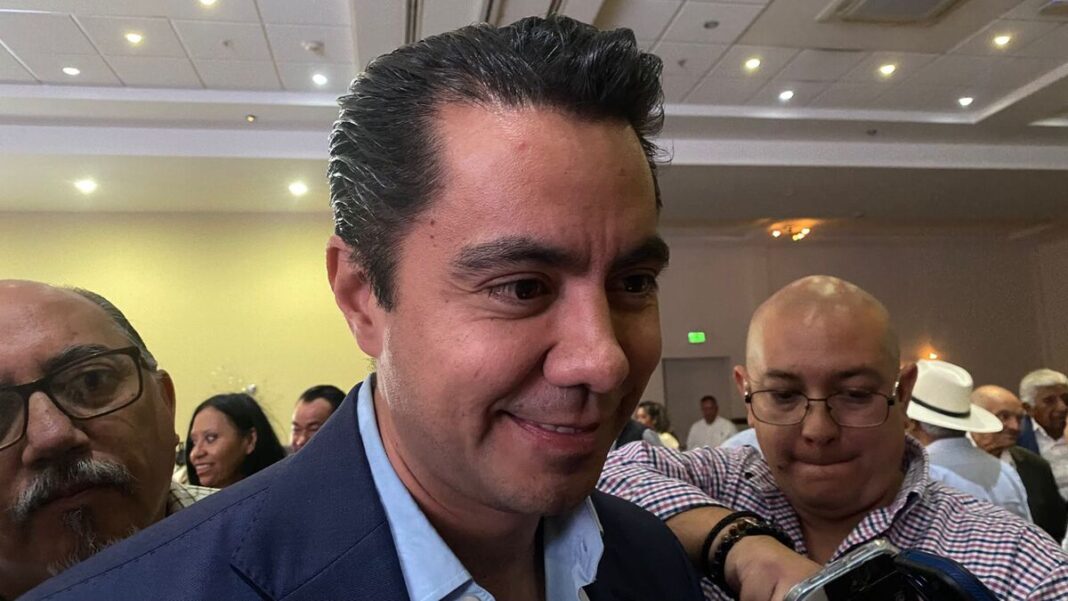 Presentará Felifer Macías proyecto ejecutivo del teleférico para Querétaro