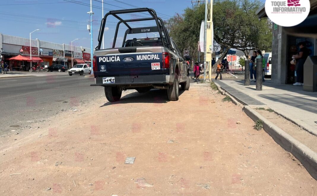 Roban sus pertenencias mientras compraba en tienda de Cerro Gordo Roban sus pertenencias mientras compran